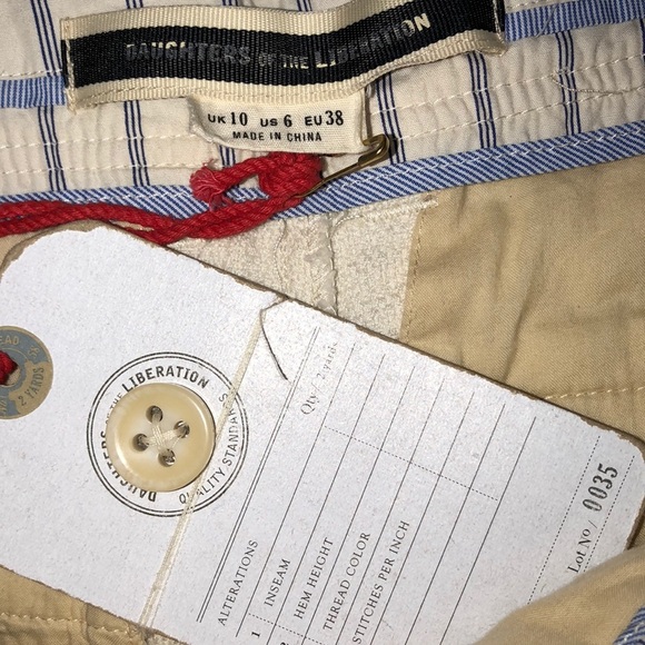 Daughters of the Liberation size 6 Ivory Pants - Picture 6 of 8